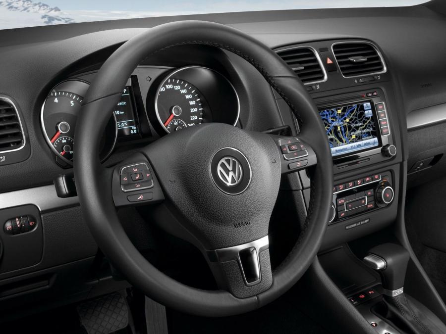  Volkswagen Golf 2008 года  (фото 51 из 126)